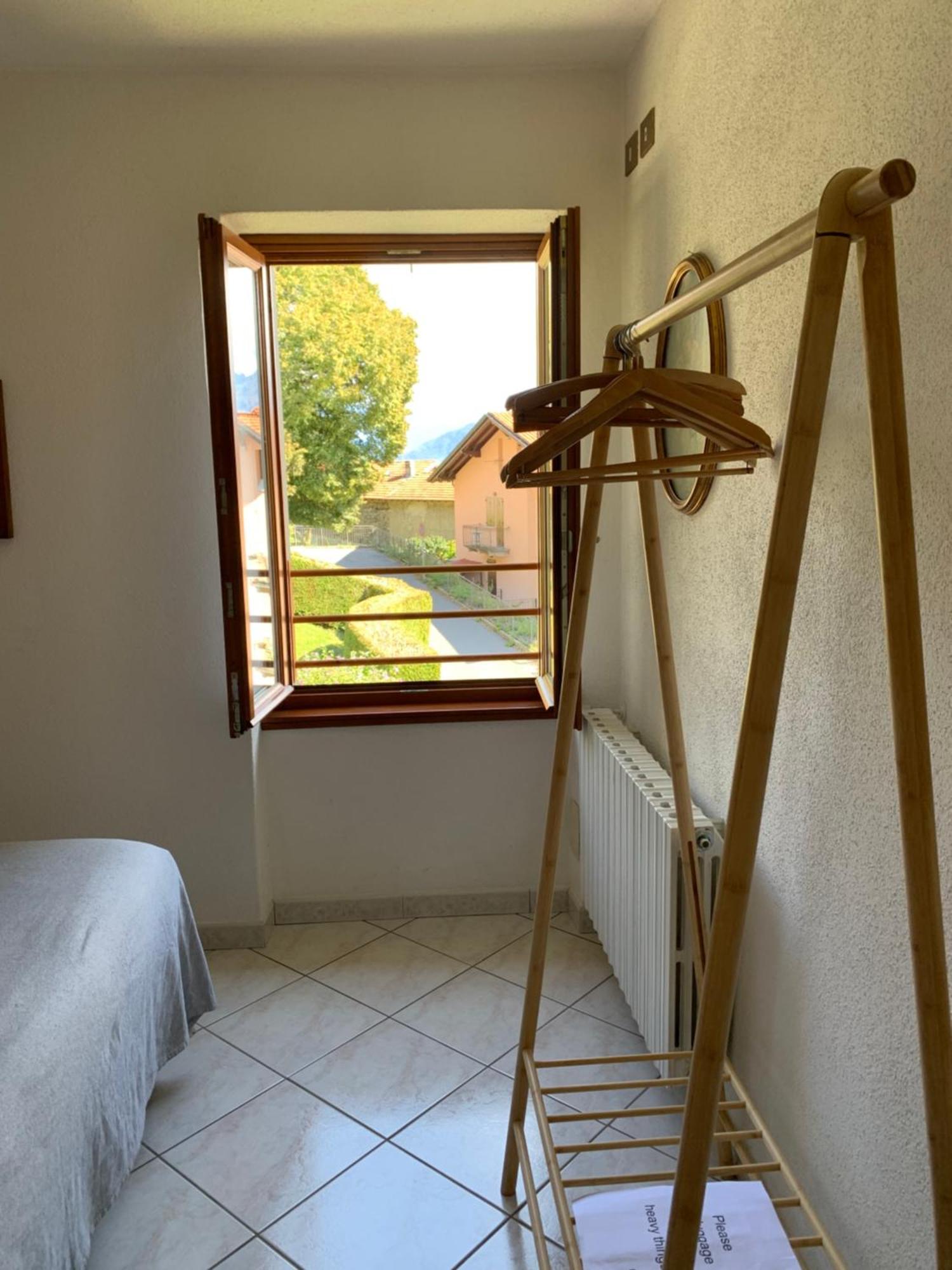 Casa Savina - Stupenda Vista Lago E Monti Plesio Esterno foto