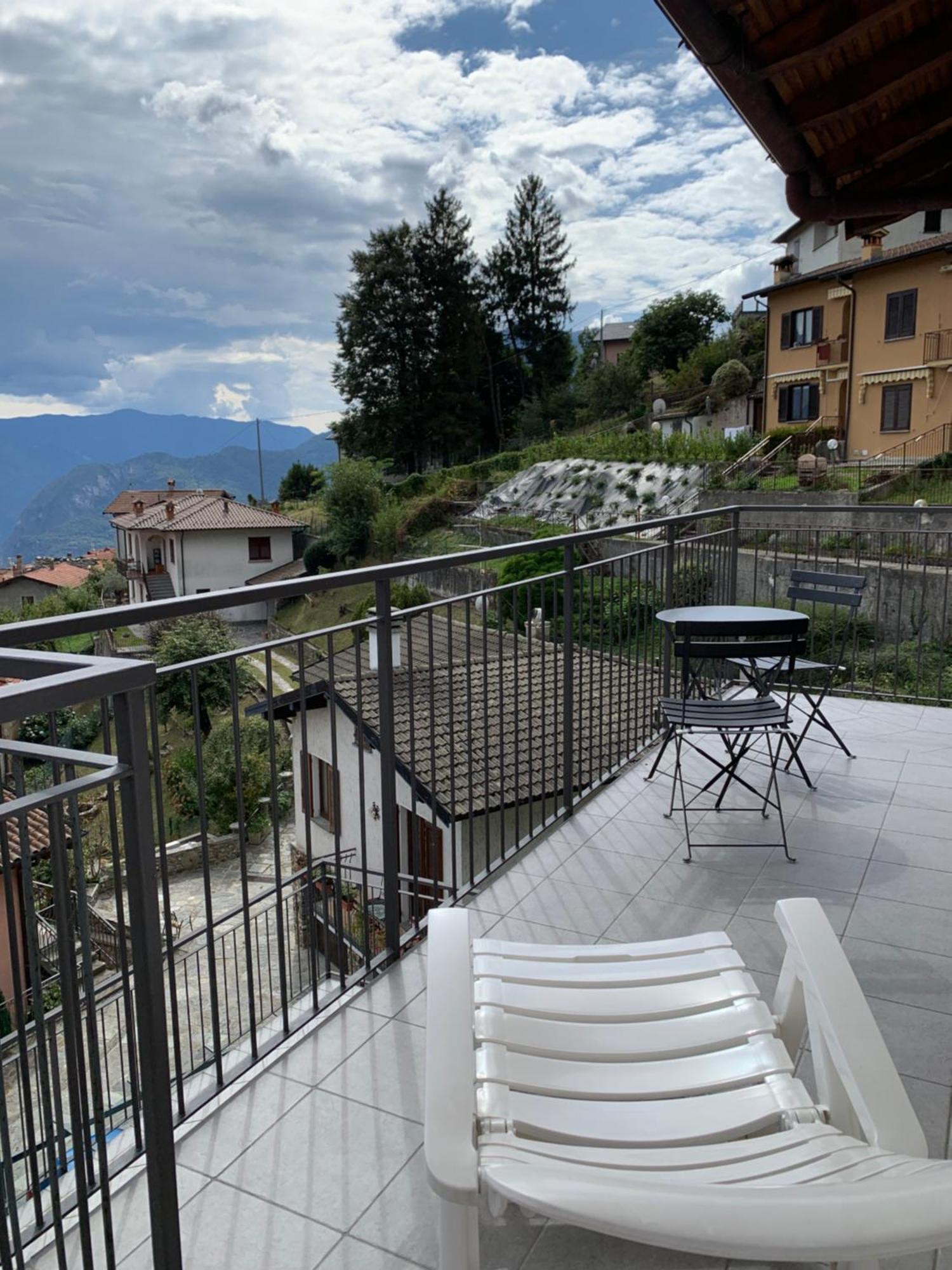 Casa Savina - Stupenda Vista Lago E Monti Plesio Esterno foto